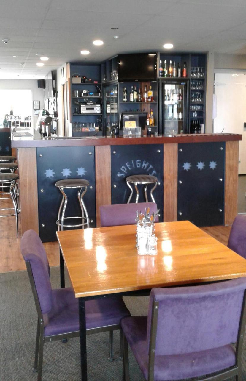 Catlins Inn Owaka Екстериор снимка
